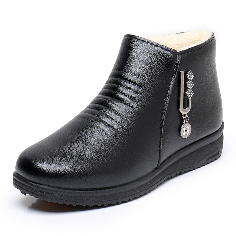 Winter Mother Shoes Old Men's Cotton Shoes Soft Sole Middle-aged Ankle Boots Women's Fleece-lined Warm Boots Flat Middle-aged Cotton Leather Shoes