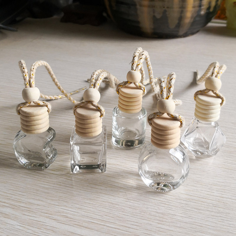 Love car perfume bottle car aromatherapy empty bottle glass pendant perfume pendant hanging car essential oil bottle
