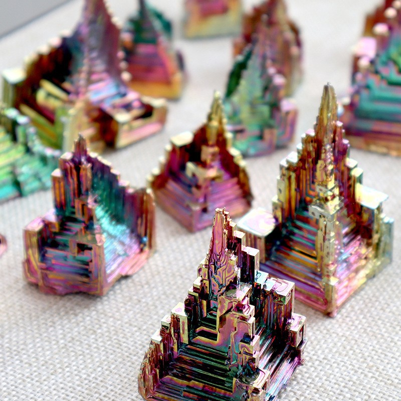 Natural bismuth ore raw stone bismuth crystal mineral chemical elements colorful ore decoration metal ore standard rare stone ornaments