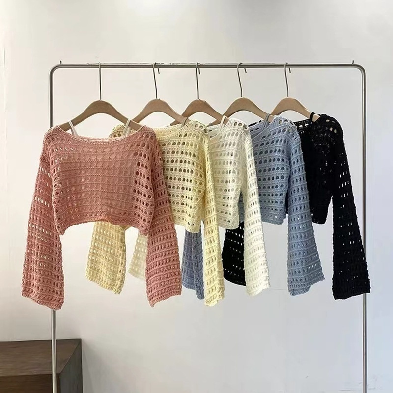 2024 Spring and Summer New French Short Long-sleeved Hollow Knitted Sweater Women's Design Sense Thin Sunscreen Blouse Top