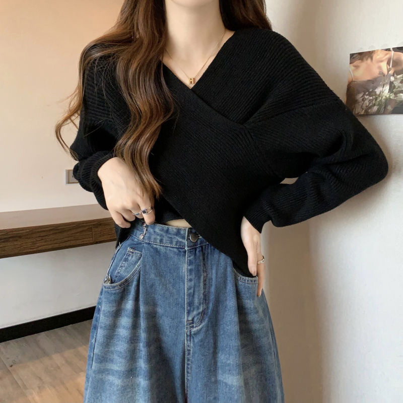 Early autumn cross design V-neck red gentle sweater women's autumn and winter lazy style bottoming sweater