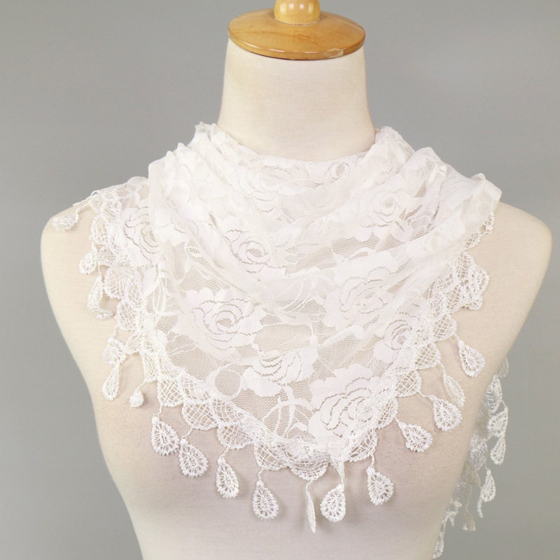 Hot Sale Lace Triangle Towel Hollow Korean Triangle Scarf Women's Foreign Trade Hot Sale Summer Sunscreen Decorative Head Yarn