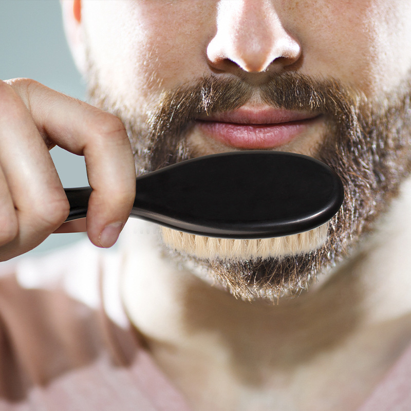 Cross-border men's oil head styling combing hair sweeping broken hair cleaning brush beard care comb plastic horse hair beard brush