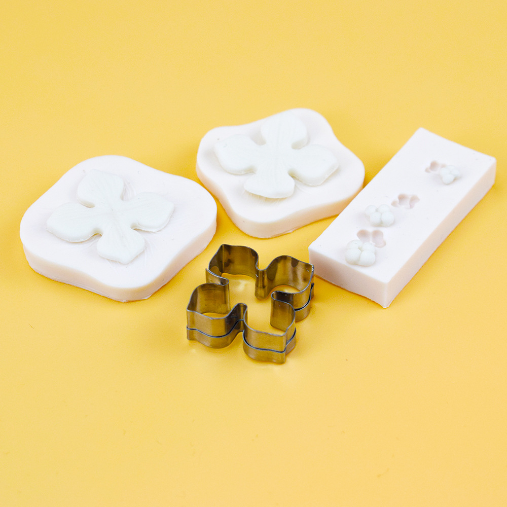 2-piece set green flip sugar leaf mold leaf silicone mold flower stainless steel cutting mold chocolate plum blossom mold