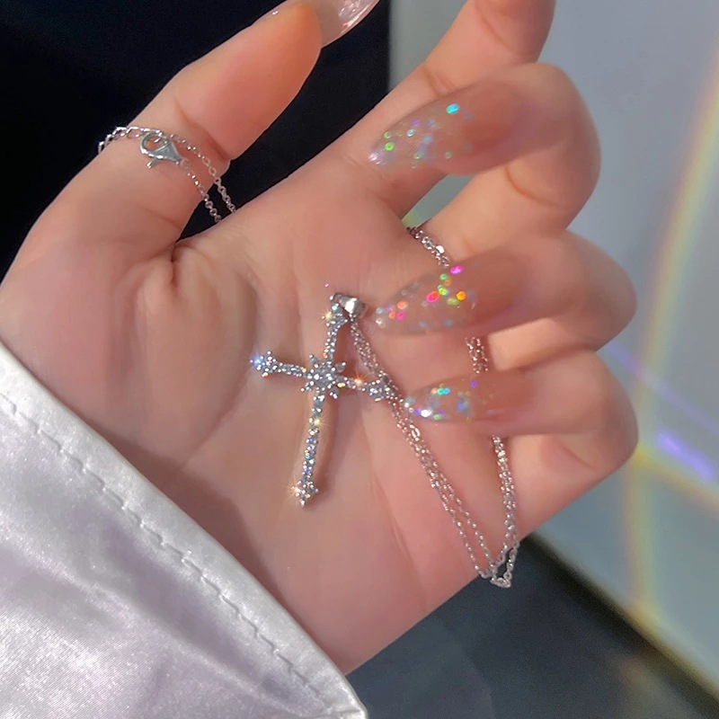 New Cross-border Star Cross Necklace on Necklace Niche Design Sense Cold Wind Sweet Cool Texted Zircon Clavicle Chain