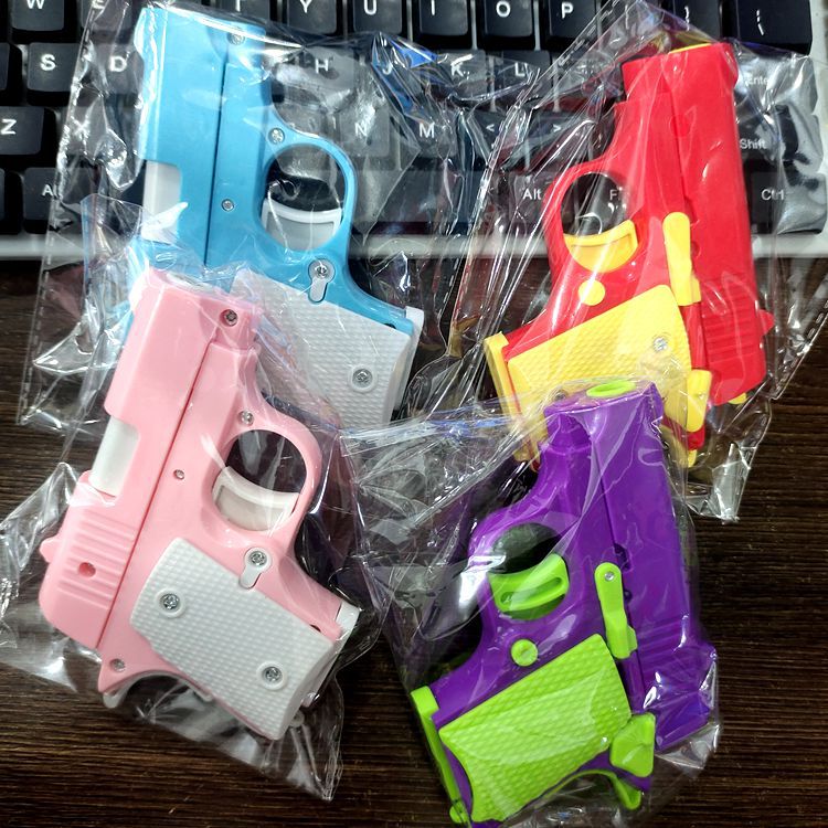 Factory 3D gravity comb luminous radish knife TikTok same butterfly knife children Katana telescopic Banana Knife