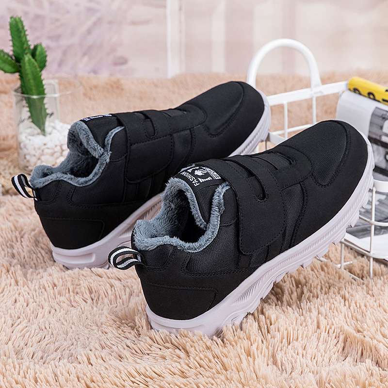 Elderly shoes winter cotton-padded shoes thickened middle-aged and elderly walking shoes soft bottom non-slip dad shoes mom shoes big feet wholesale