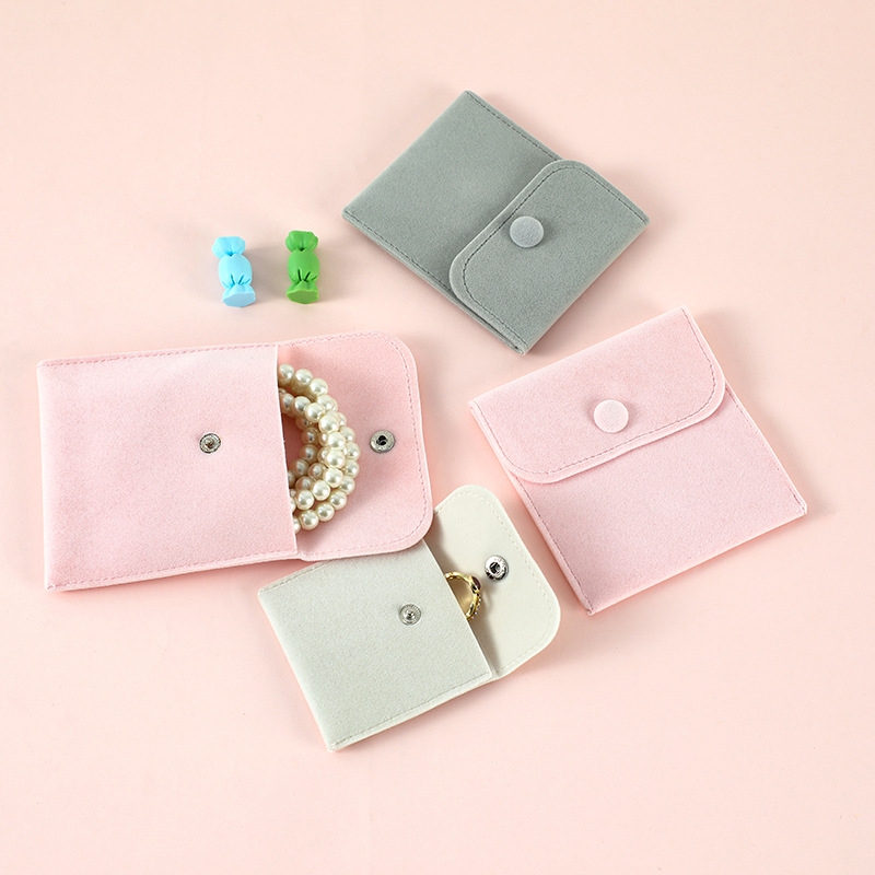 Factory wholesale velvet bag flip snap button jewelry bag earphone storage double-sided velvet jewelry necklace gift Lotus bag