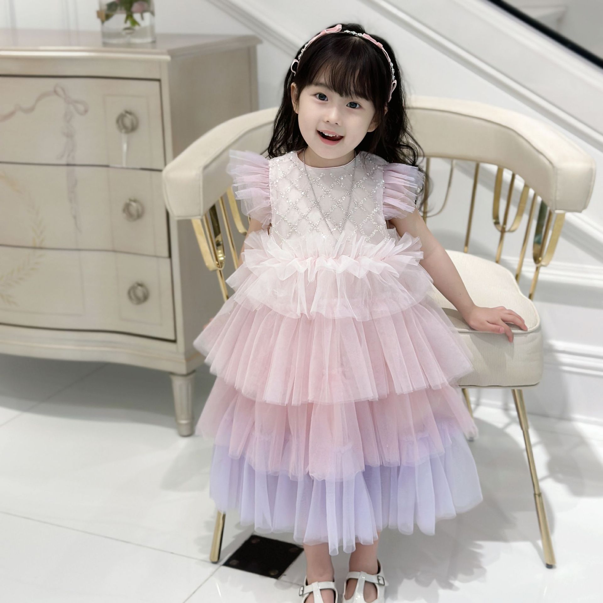 Factory Girl Dress 2023 Summer New Children's Mesh Ruffled Cake Skirt Stylist Princess Dress Ceremony Skirt
