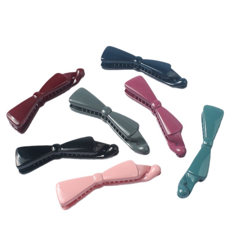2023 new twist clip solid color banana clip vertical clip ponytail hairpin back head female simple temperament plate hairpin