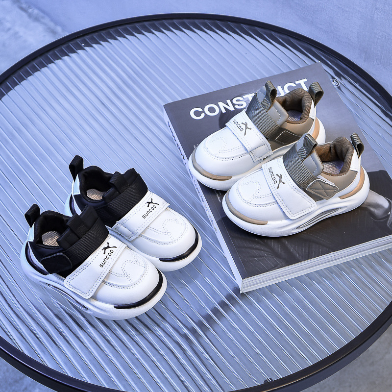 Children's Sports Shoes 2024 Korean Style Spring and Autumn New Children's Fashion Sports Shoes Soft Bottom Casual Shoes Trendy for Boys and Girls