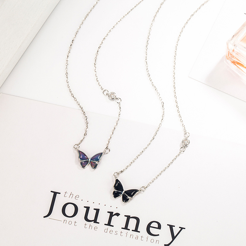 Temperature Sensitive Color Changing Butterfly Necklace Women's Light Luxury Niche Design Sense Clavicle Chain 2022 New Birthday Gift for Girlfriend