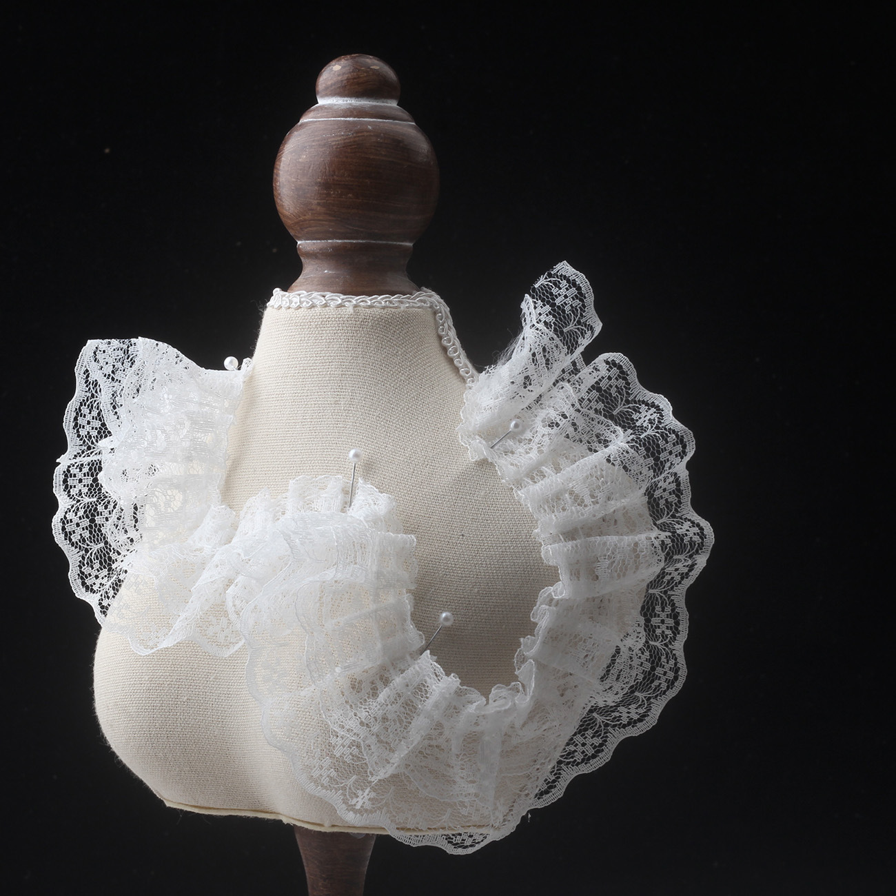 In stock 5cm double layer lace pleated Lolita clothing toy craft skirt Cuff accessories discount lace