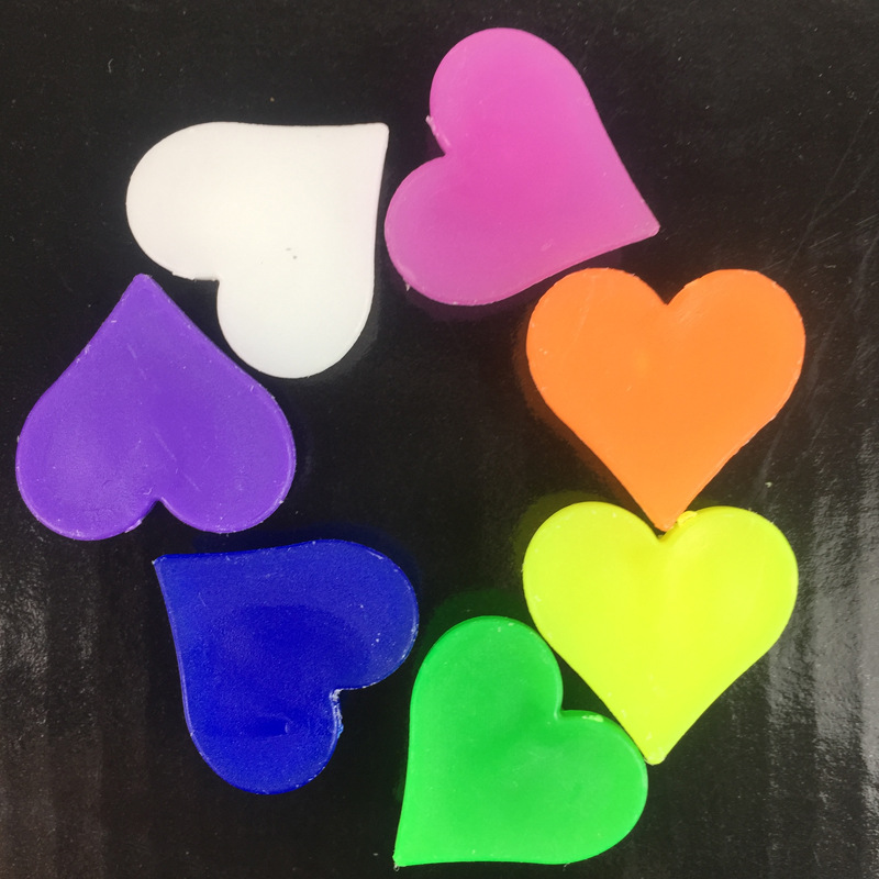 Factory wholesale bicycle heart-shaped spoke decorative colored beads plastic stroller love rainbow colored beads spoke buckle