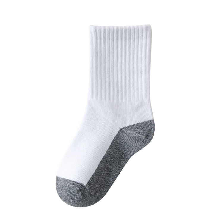 Pure white children's student socks Four Seasons black and white gray cotton mid-tube socks baby socks wholesale sports socks