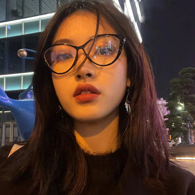 European and American Style Butterfly Frame Anti-Blue Light Flat Mirror Women's Hawksbill Color Fashionable All-match Matching Speed Short-sighted Mirror Frame