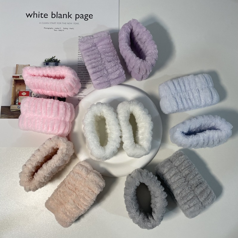 Fuzzy Face Wash Wrist Strap Hair Tie Waterproof Absorbent Gadget Sleeve for Yoga and Washing Mouthguard Splash Sleeve Wristband Hair Band Wholesale