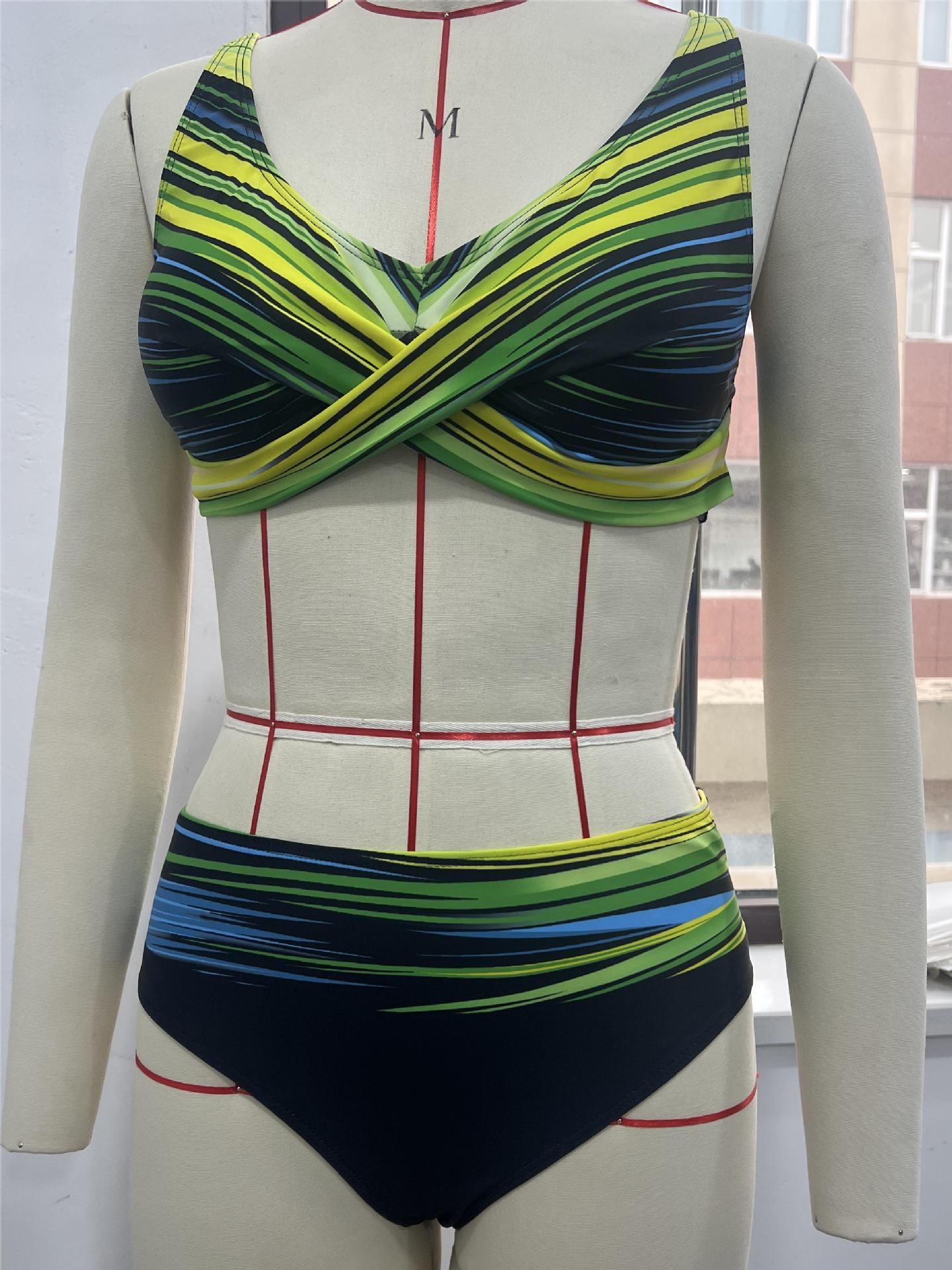 2023 Cross-border European and American Triangle Backless Swimsuit Women bikini Split Large Size Sexy Swimsuit bikini Wholesale