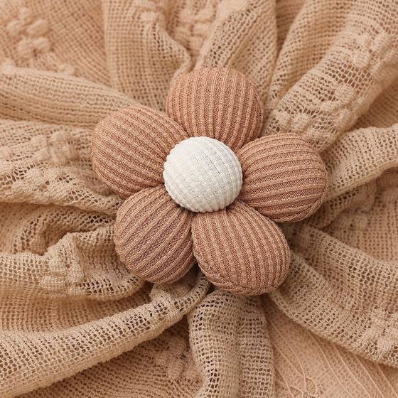 Cross-border new children's head jewelry European and American baby breathable mesh gauze hat baby five-petal flower fetal cap manufacturers wholesale