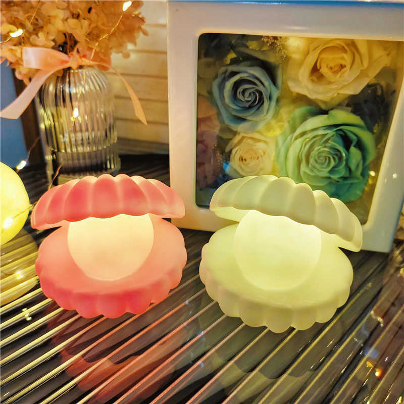 Creative cartoon night light bedside bedroom cute usb rechargeable night light New Year night market stall New Year gift