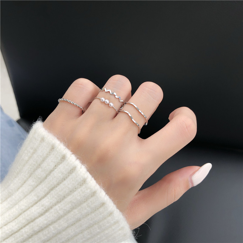 Ring women's Japanese and Korean-style simple ins Pearl wave-shaped combination ring five-piece personalized ring Internet celebrity tail ring