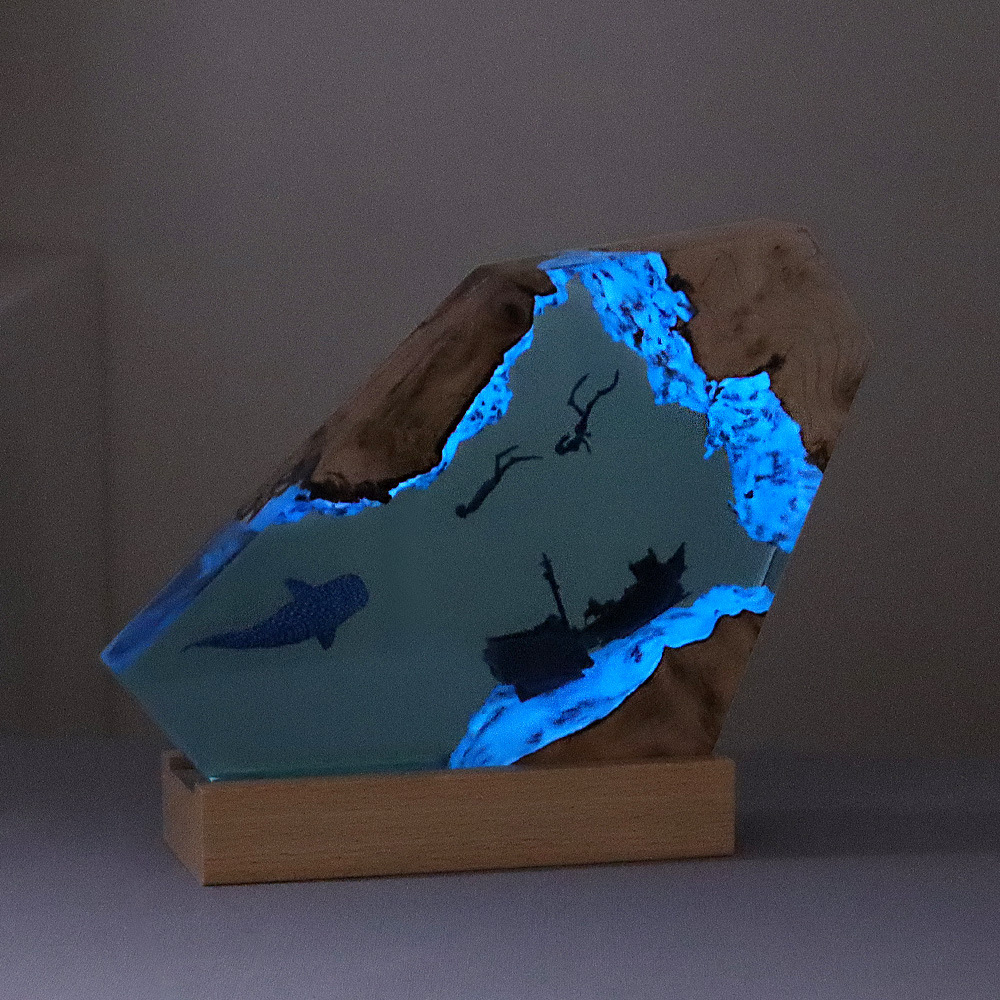 家庭装飾品寝室オフィスデスクトップ沈船サメクジラ海洋芸術置物プレゼント実木樹脂ナイトライト