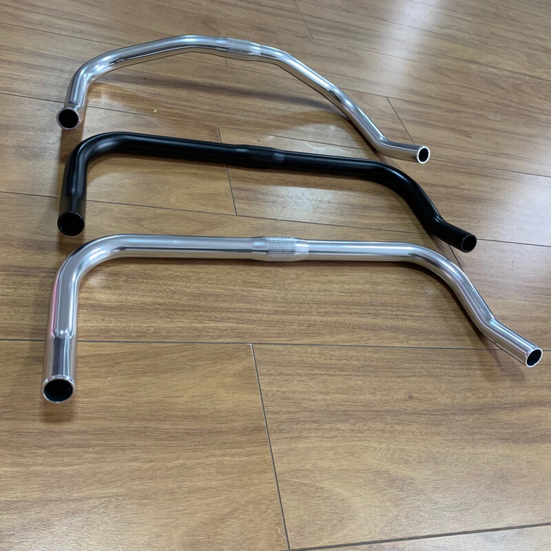 アルミ死飛車の牛角は420 × 25.4キロの車平を曲げて牛の弧をまっすぐにします。|undefined