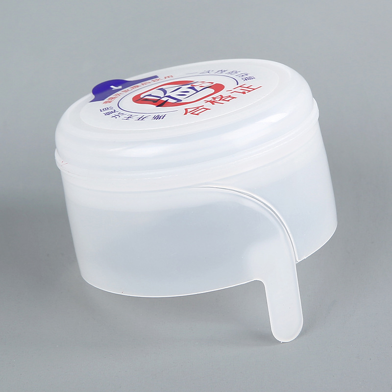 Spot pressure port cover disposable sealed cover pure water barrel cover thickened threaded plastic cover barrel water cover wholesale