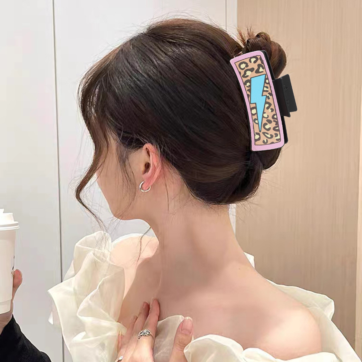 Unisex Western Wind Sonnenschirm Mutter Alphabet Leder Haarnadel Hai Clip Damen Greifclip_voghion.com