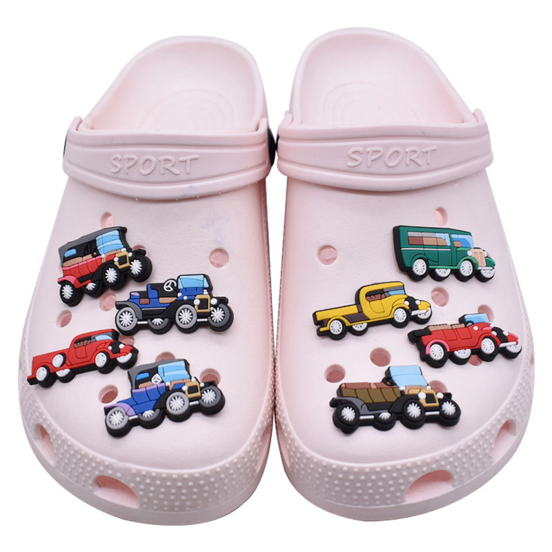 Car series cars hole shoes shoes flower boys beach shoes DIY decorative buckle PVC soft rubber shoe buckle cross-border e-commerce