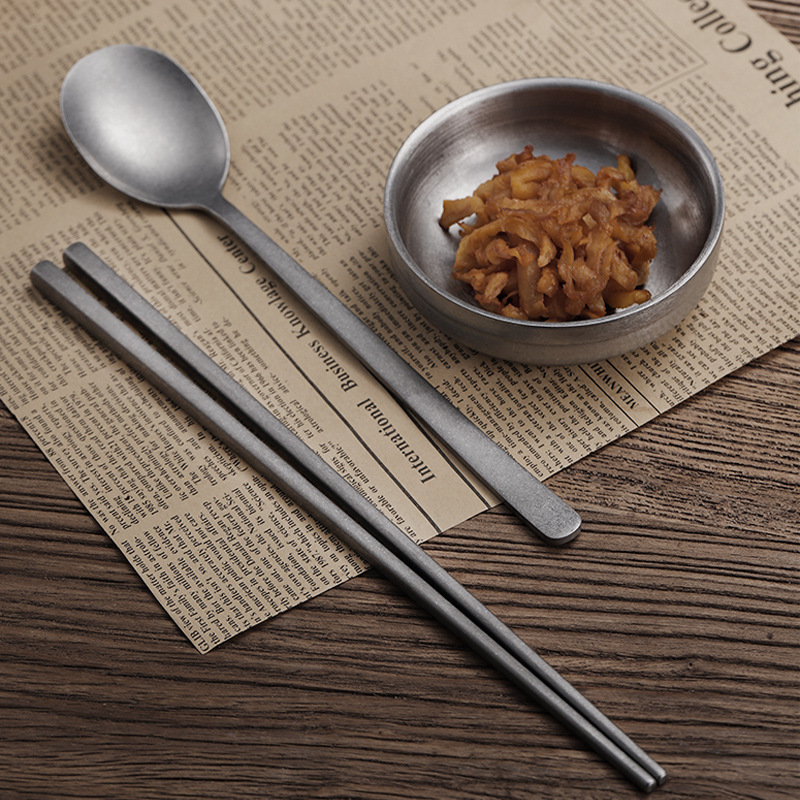 Factory direct supply retro 304 stainless steel chopsticks old square non-slip chopsticks spoon fork suit commercial South Korea tableware