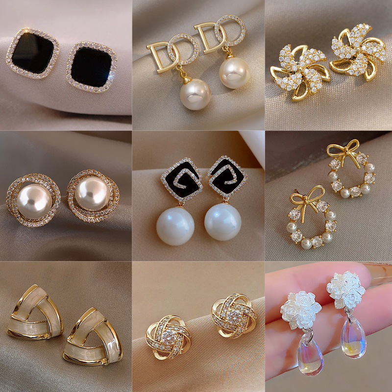 Light luxury style pearl earrings women's wholesale South Korea temperament net red earrings new fashion earrings high sense