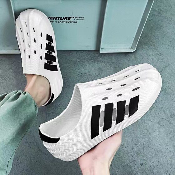 Step on excrement feeling hole shoes men's summer wear sports two wear baotou slippers plus size beach sandals night market wholesale