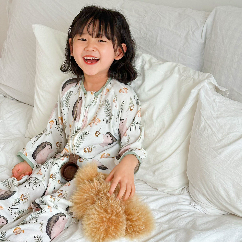 First four and second baby sleeping bag three-quarter sleeve bamboo cotton gauze sleeping bag children's anti-kick air-conditioned room home clothes summer