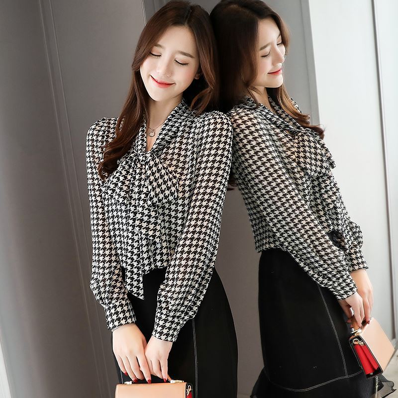 Spring and Autumn New Women's Fat Sister Large Size Bow Tie Chiffon Shirt 200 Jin Chiffon Plaid Shirt Long Sleeve