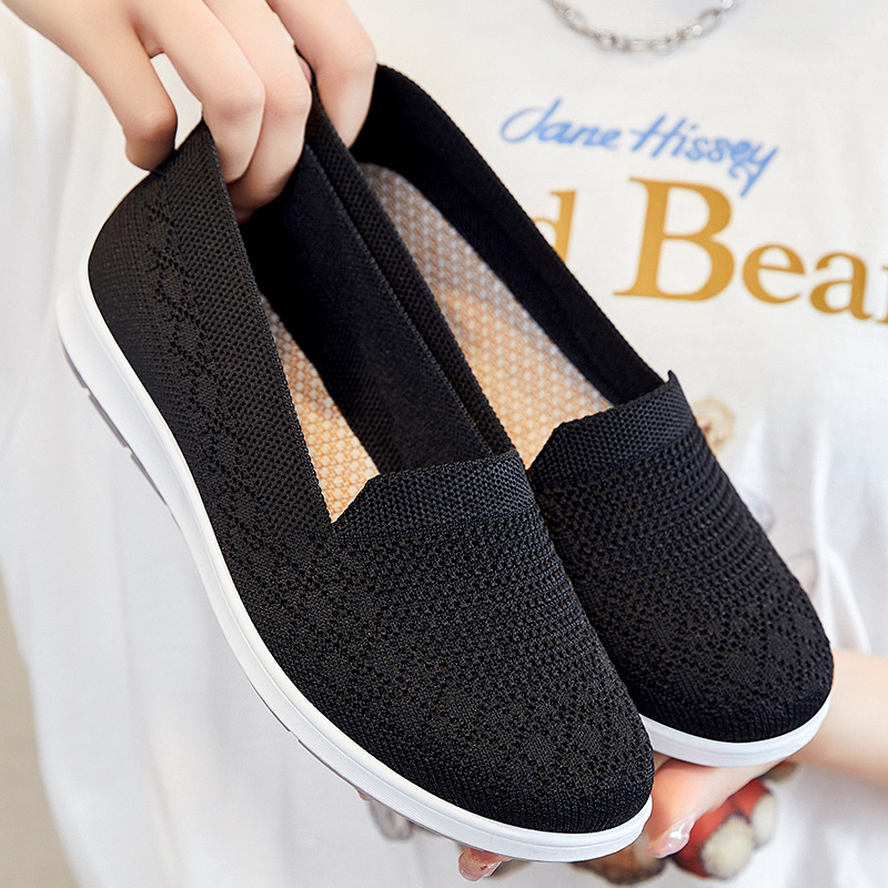 Shoes Women's Old 2025 New Foreign Trade Women's Shoes Beijing Cloth Shoes Casual Breathable Flat Shoes Soft Sole Mother Shoes