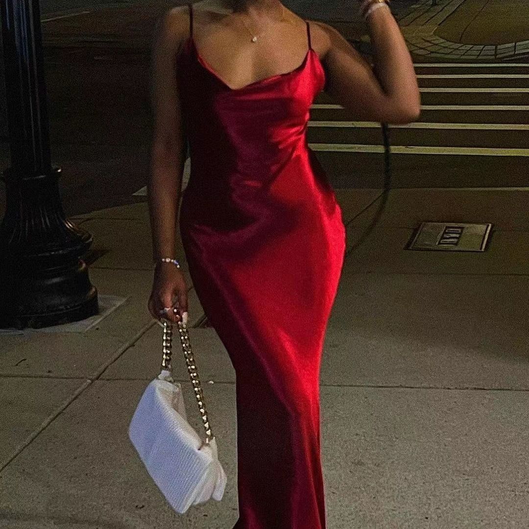 Amazon popular elegant backless sling fishtail golden dress foreign trade wholesale swing collar one-piece delivery dress