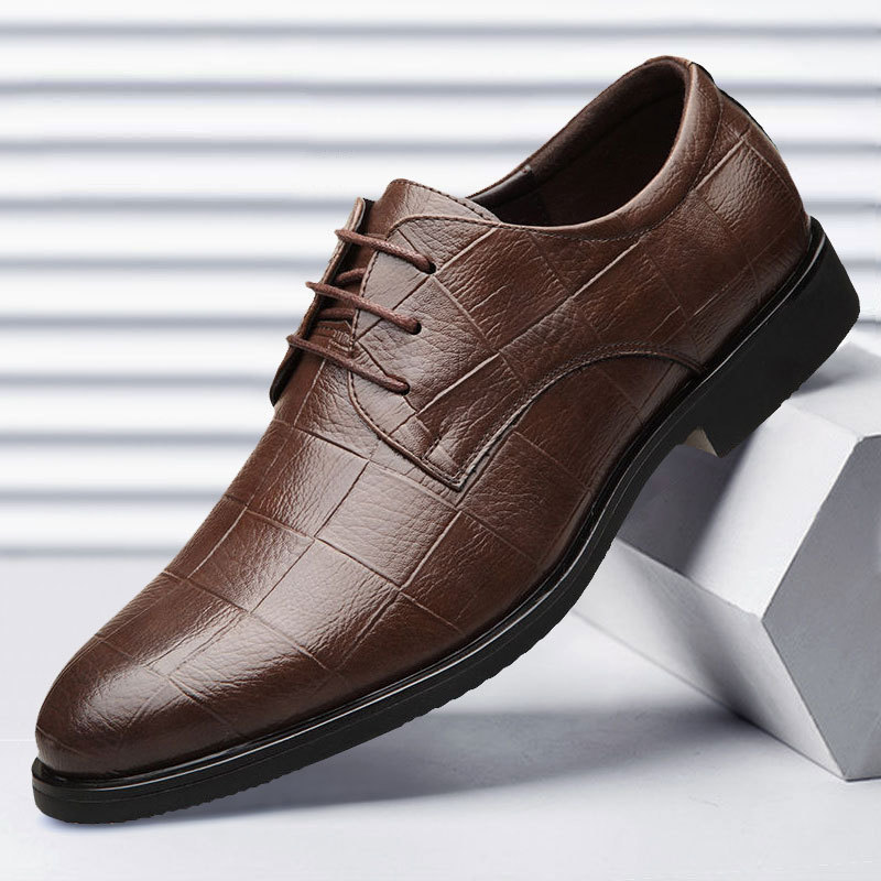 2022 spring new leather shoes men's business dress Best Man large size shoes Joker casual wedding shoes a generation of hair