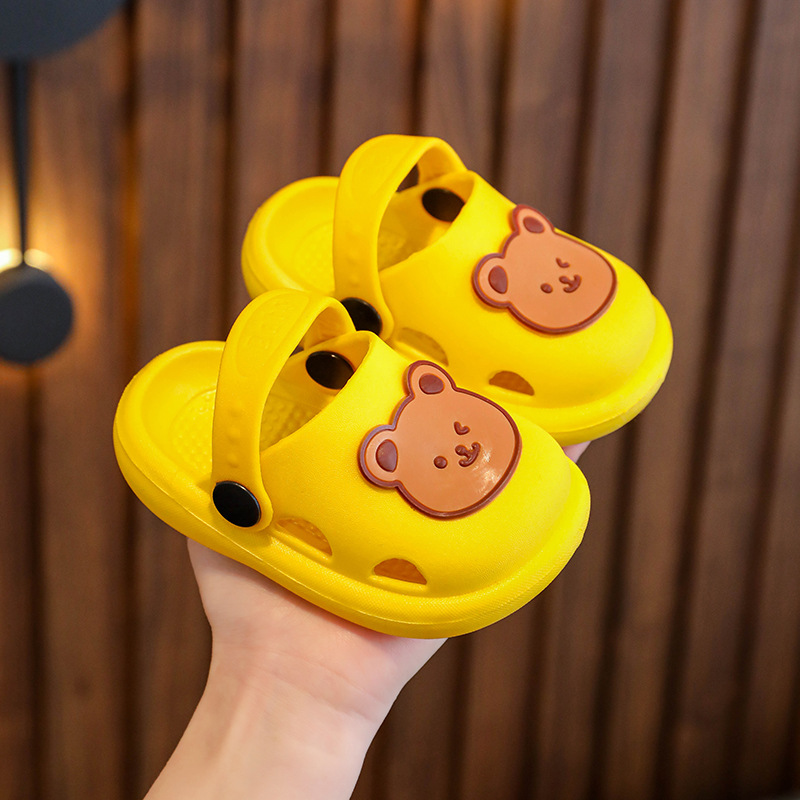 Children's Slippers Summer New Cute Baby Bear Female Shoes Boys Soft Bottom Non-Slip Home Bathroom Slippers