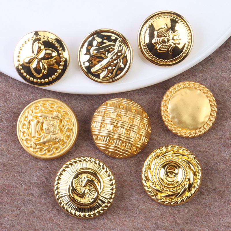 Vintage Gold Metal Button Embossed Pattern Hand Sewn Button Fashion Woolen Coat Trenchcoat Coat Button Wholesale