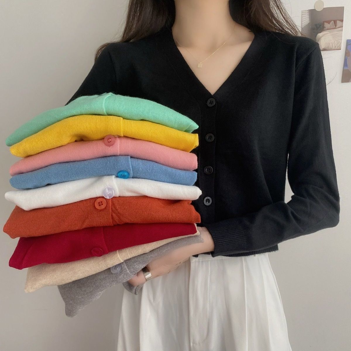 Southeast Asia 2022 New Women's Long-sleeved Sweater All-match Short V-neck Cardigan Coat Women's Sweater Women's Top_voghion.com