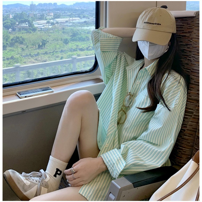 Sunscreen Striped Shirt Coat Women's Early Spring Outer Long Sleeve Top Shirt Autumn 2023 New Autumn Lazy Style