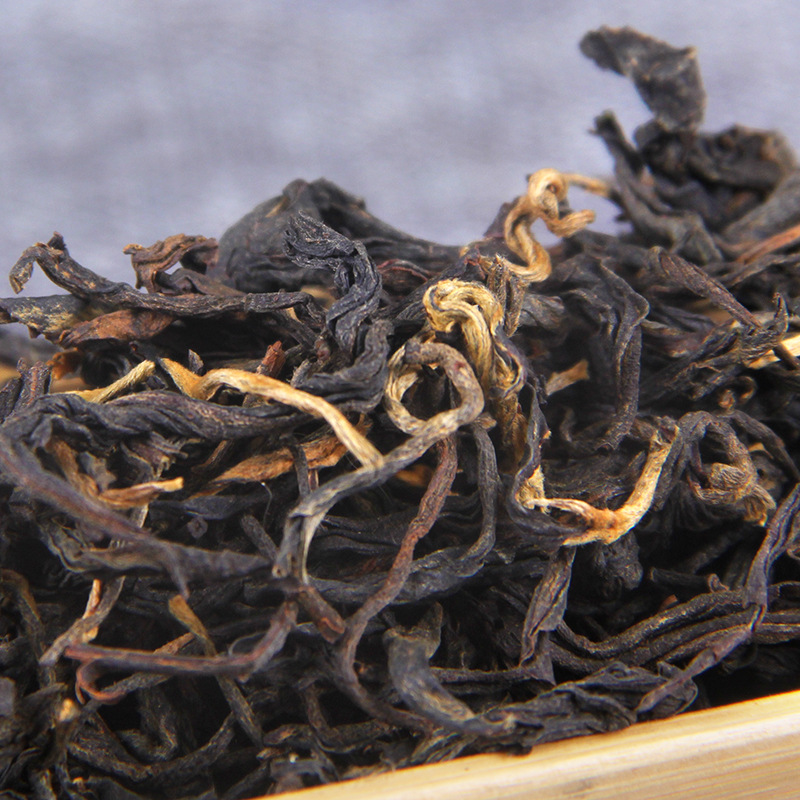 Tea wholesale Yunnan Yunnan black tea kung fu black tea ecological red first-class loose tea Yunnan Fengqing milk tea original