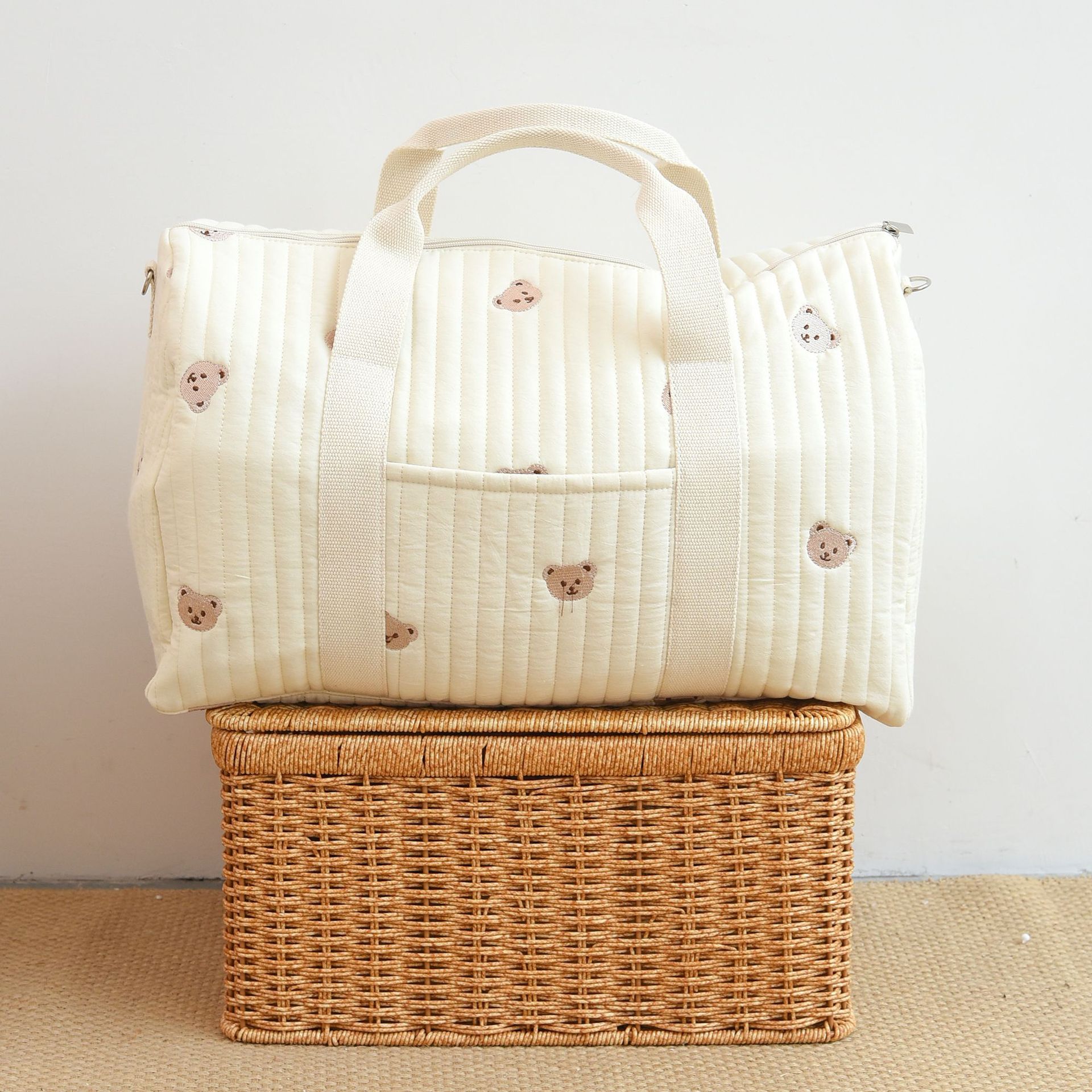 South Korea Short Trip Large Capacity Travel Bag Lightweight Storage Boston Embroidered Mommy Shoulder Crossbody Bag
