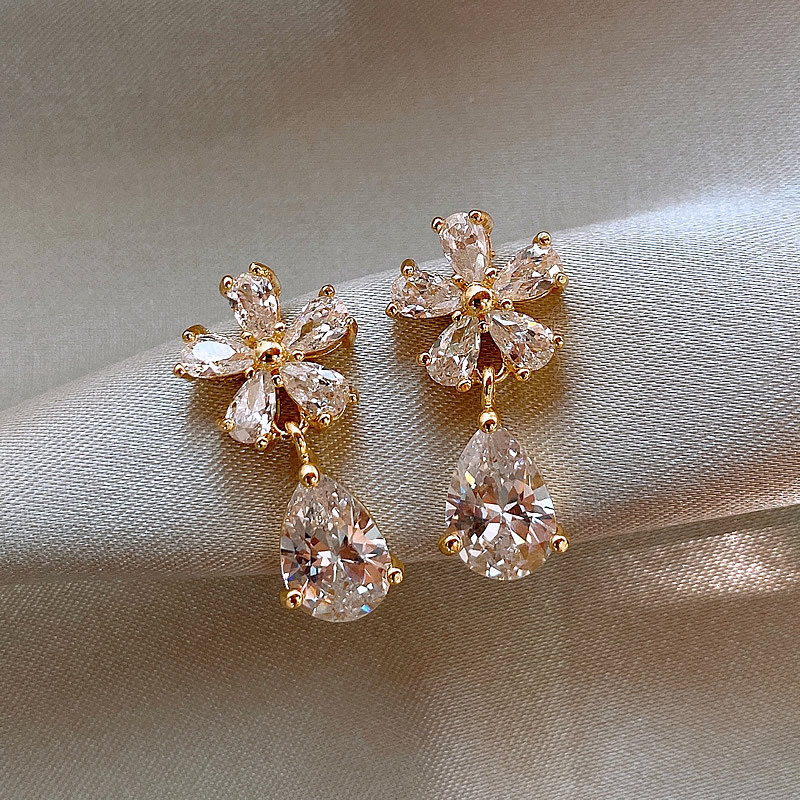 S925 silver needle water drop crystal flower earrings female temperament niche light luxury high-end design ear studs earrings wholesale