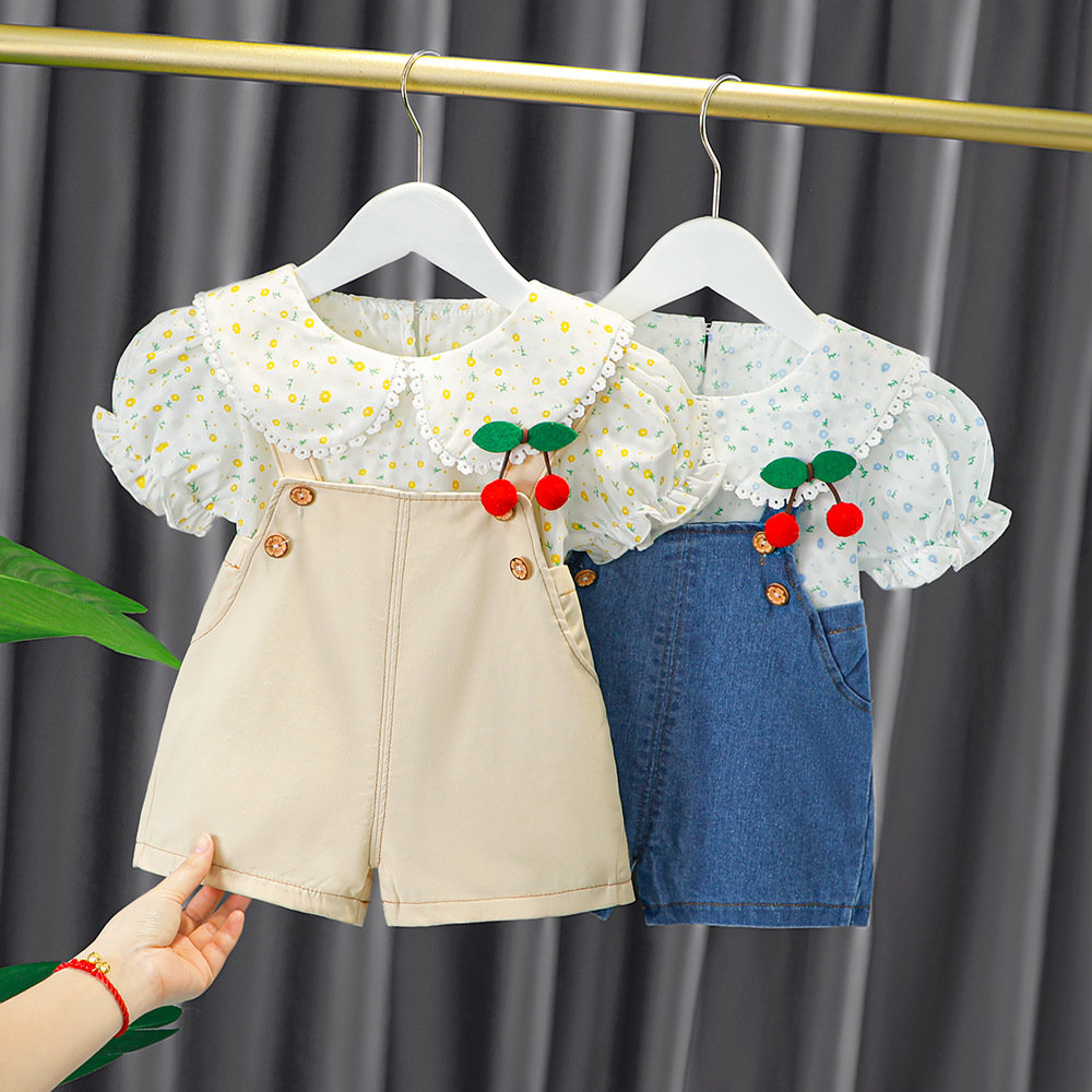 3118 Summer New Children's Cute Floral Short-sleeved T-shirt Strap Shorts Two-piece Set Children's Women's Hair