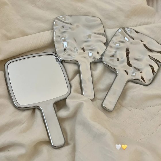 A little small and advanced ~ ins style silver mirror handle mirror mini handheld portable hand-held cosmetic mirror water ripple