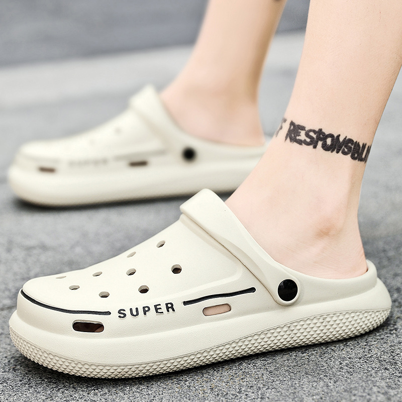 Beach Hole Shoes Men's New Non-slip Outer Wear Summer Sandals Explosive Fashionable Fashionable Thick Sole Slippers
