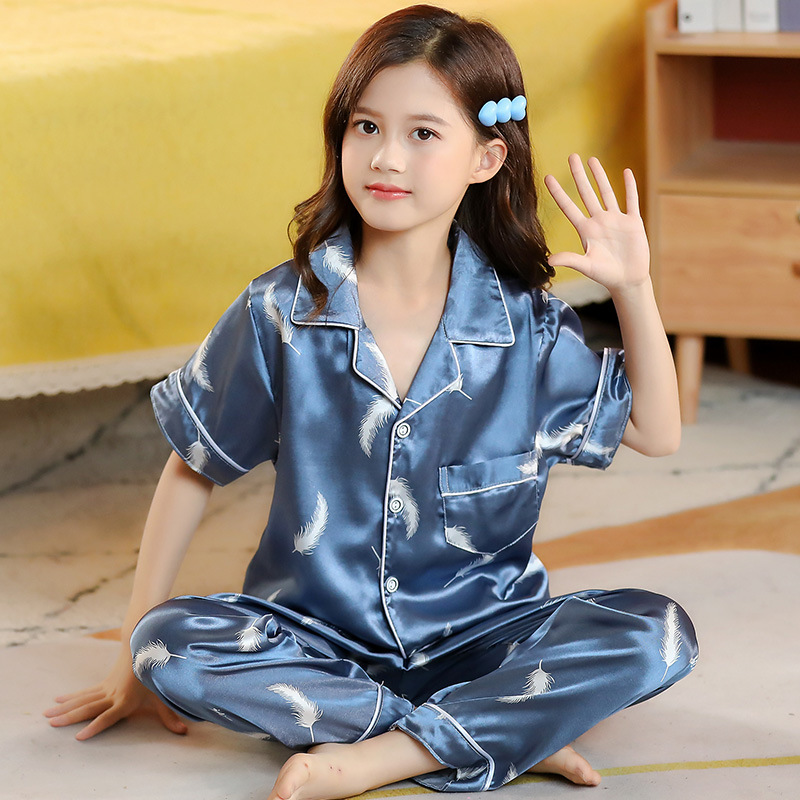 Spring and summer pajamas girls' short-sleeved trousers cardigan Ice Silk thin women's home wear cartoon cute middle and big children