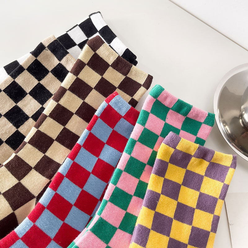 Small Zanthoxylum bungeanum Autumn and Winter New Style Women's Socks Fashion Trendy Chessboard Medium Socks Simple Japanese and Korean Plaid Trendy Socks